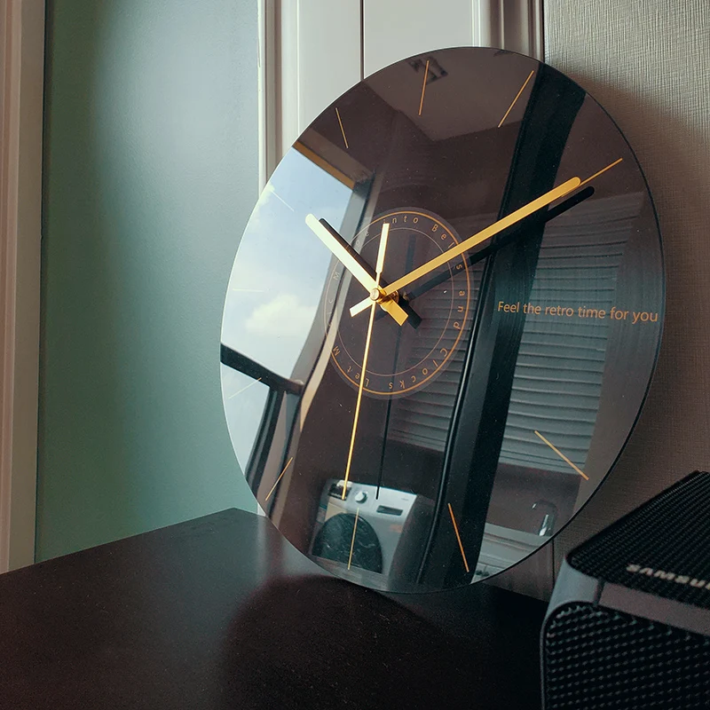 Luxury Lifestyle Gifts - Horloge murale silencieuse de luxe salon