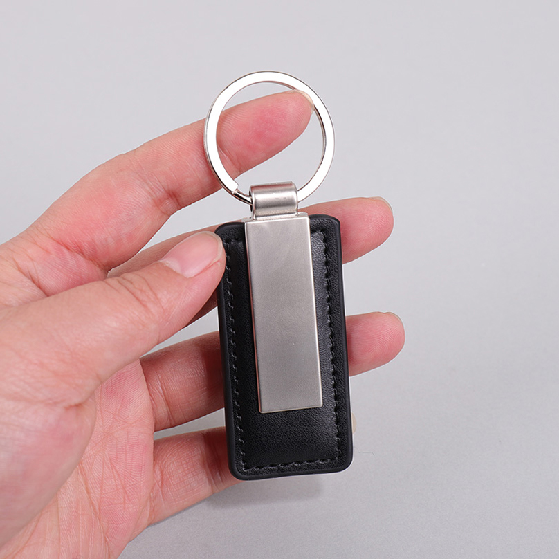 Porte-clés personnalisé en cui - Personalized Engraved Gift avis et prix