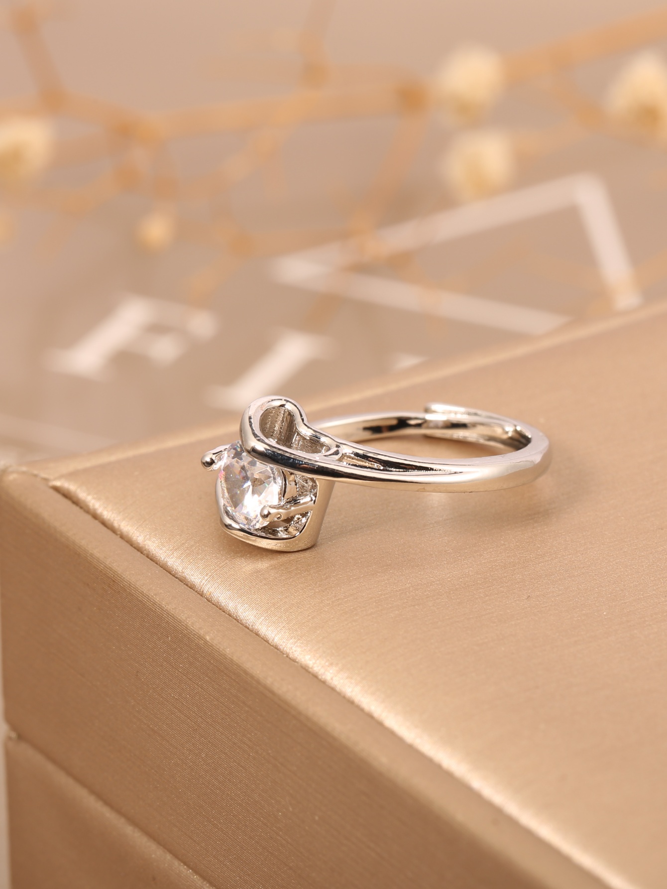 1 Bague ouverte en cuivre à qu - Luxury Lifestyle Gifts avis et prix