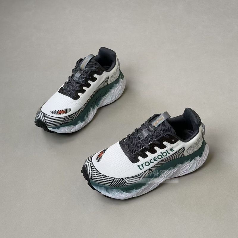Nouvelles Chaussures de Course - Luxury Lifestyle Brand avis et prix
